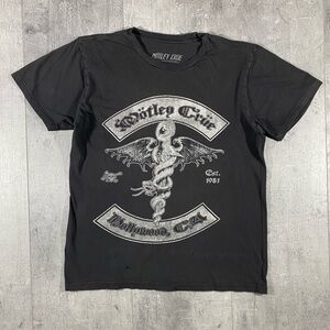 Retro Black Mötley Crue Band Tee Shirt